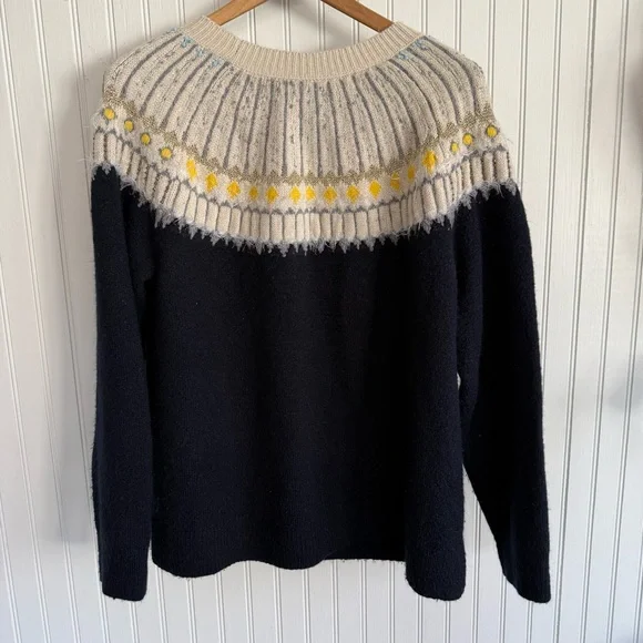 Style & Co. Navy and Cream Sweater Size L with Yellow Accents - Picture 2 of 9